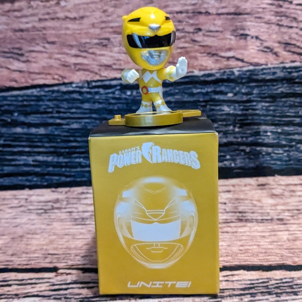 Loot Crate Yellow Power Ranger - Picture 2 of 3